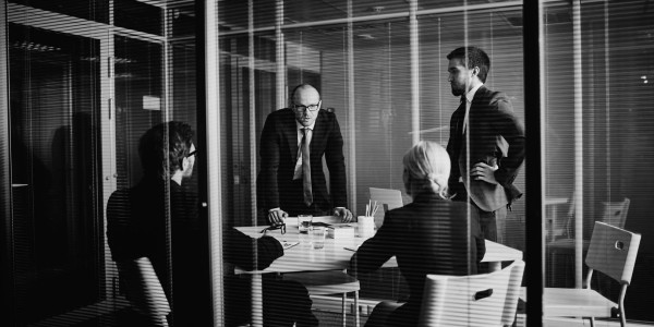 Derecho Mercantil / Abogados Mercantilistas en Móstoles · Asesoramiento Constitución de Empresas / Sociedades Mercantiles